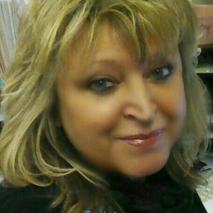 Meet your Posher, Iris